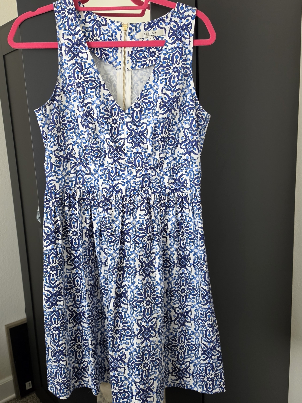 Milly Blue and White Sleeveless V-Neck Patterned Dress